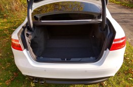 Jaguar XE, boot
